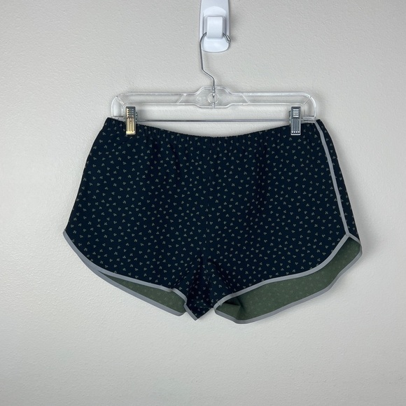 Outdoor Voices x A.P.C. Running Shorts - Picture 2 of 5